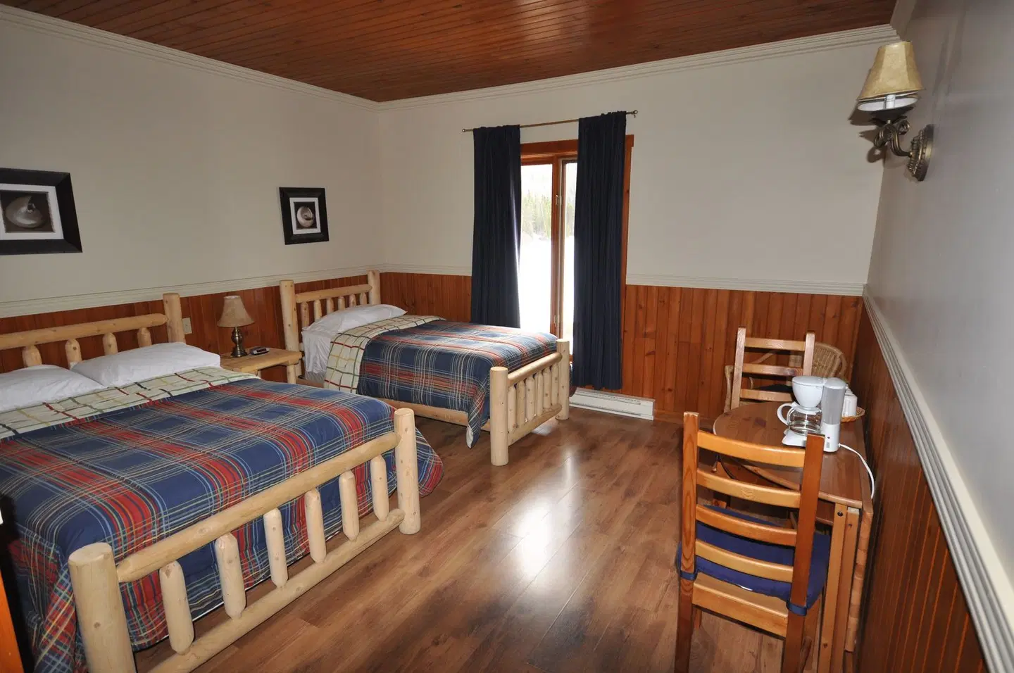 POURVOIRIE MEKOOS ROOM_EXAMPLE