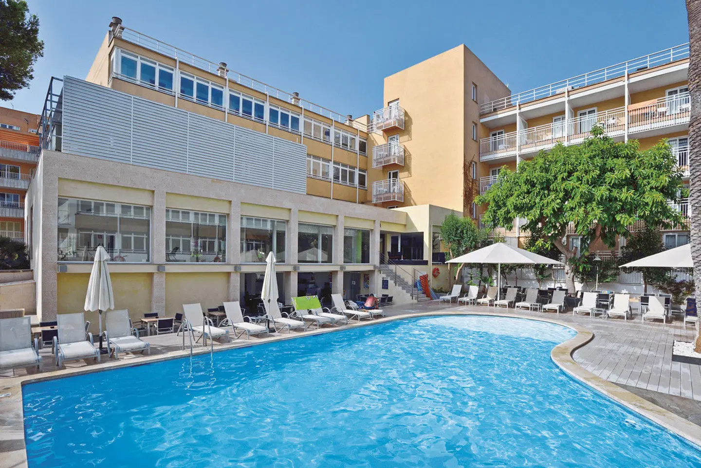 Hispania OUTDOOR_POOL