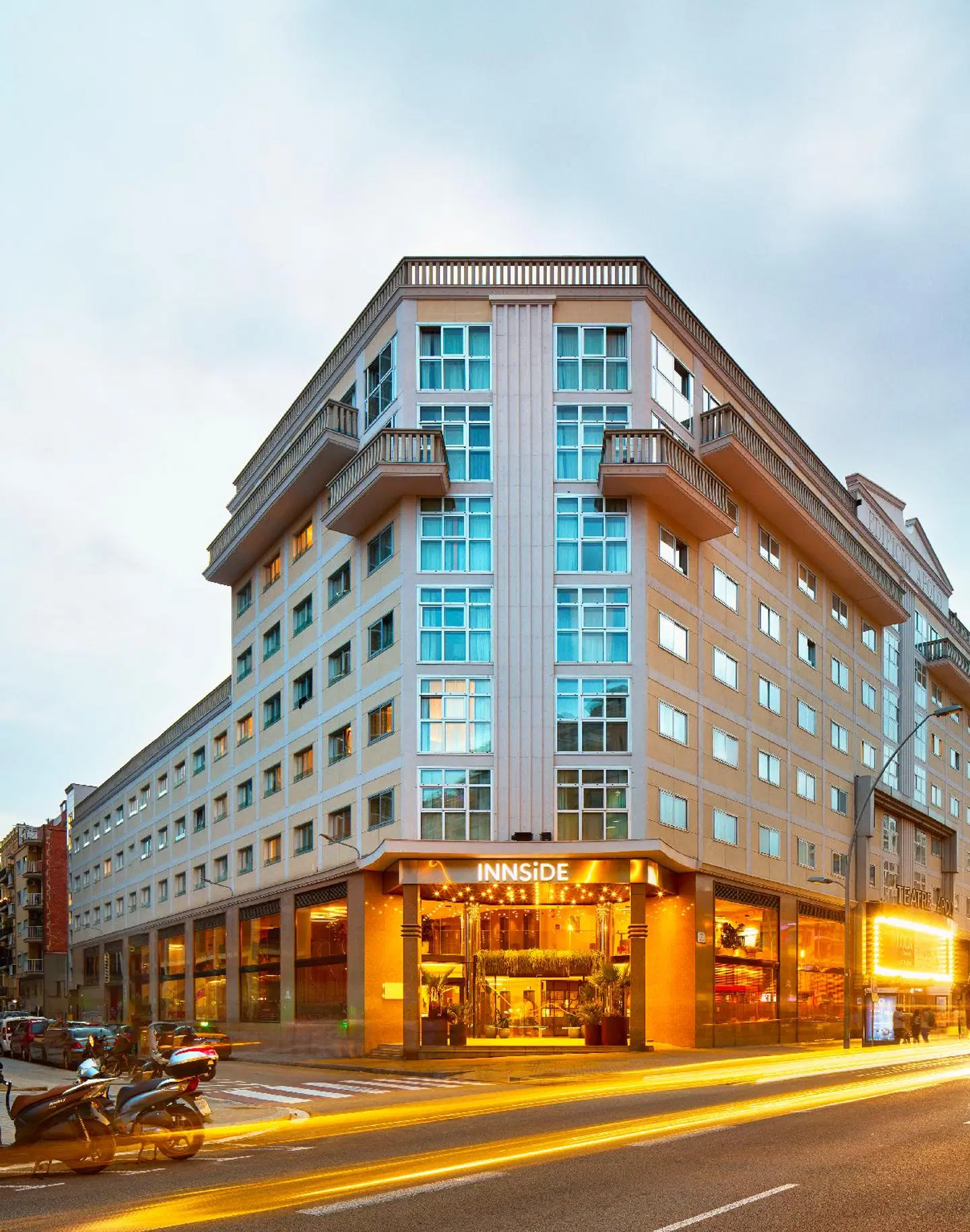 Hotel Barcelona Apolo affiliated by Meliá EXTERIOR