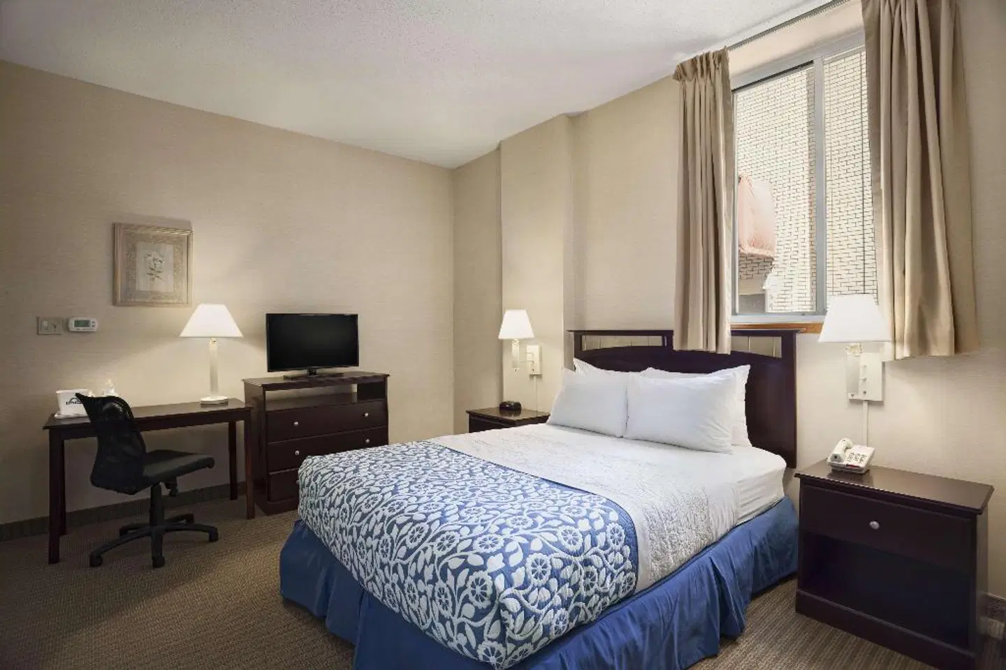 Days Inn by Wyndham Philadelphia Convention Center ROOM_EXAMPLE