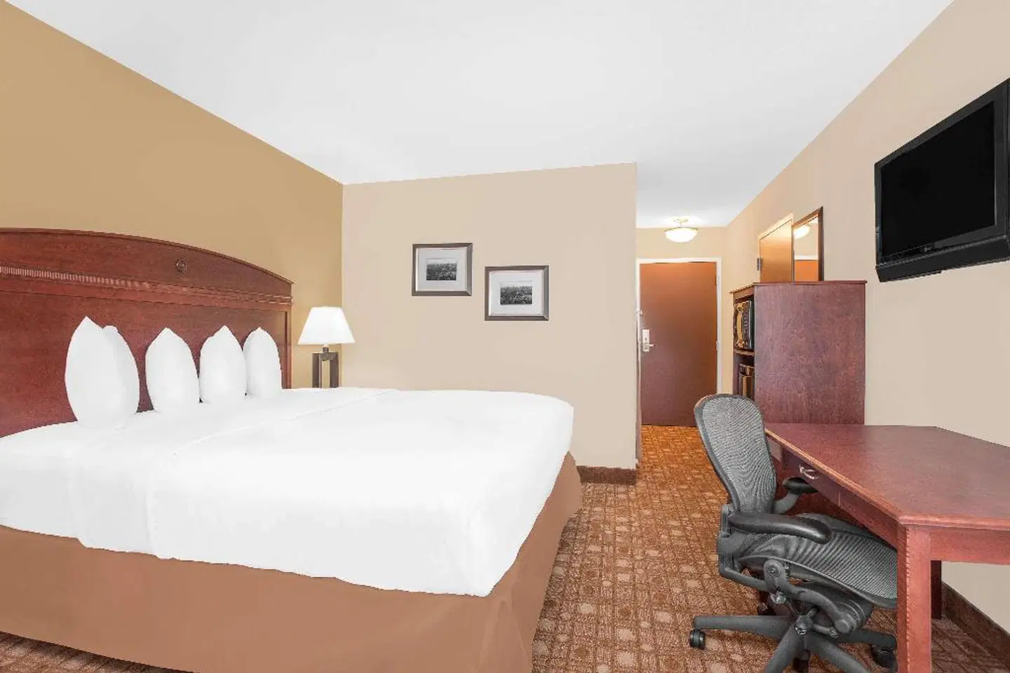 Baymont by Wyndham Augusta West ROOM_EXAMPLE
