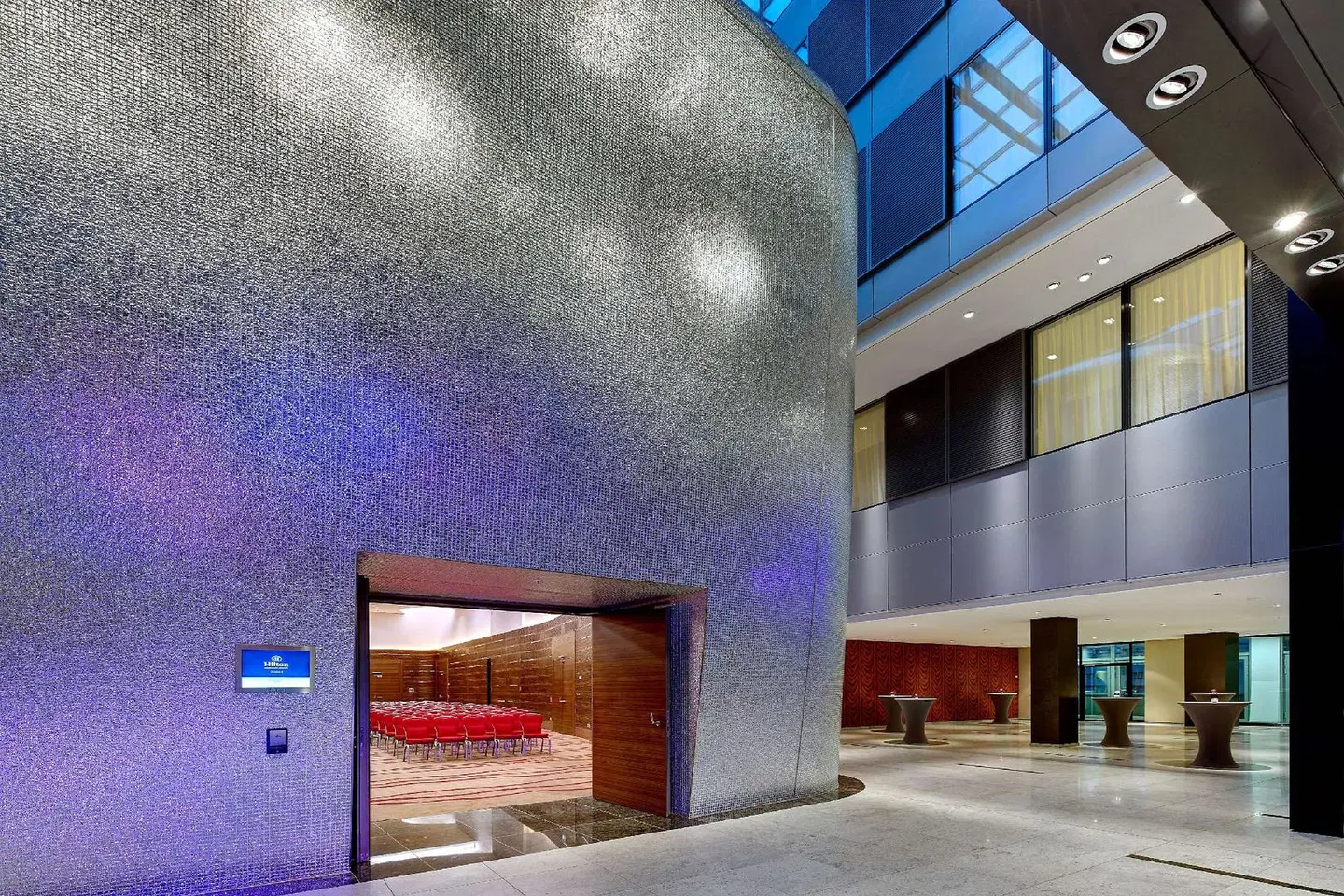 Hilton Frankfurt Airport LOUNGE_LOBBY