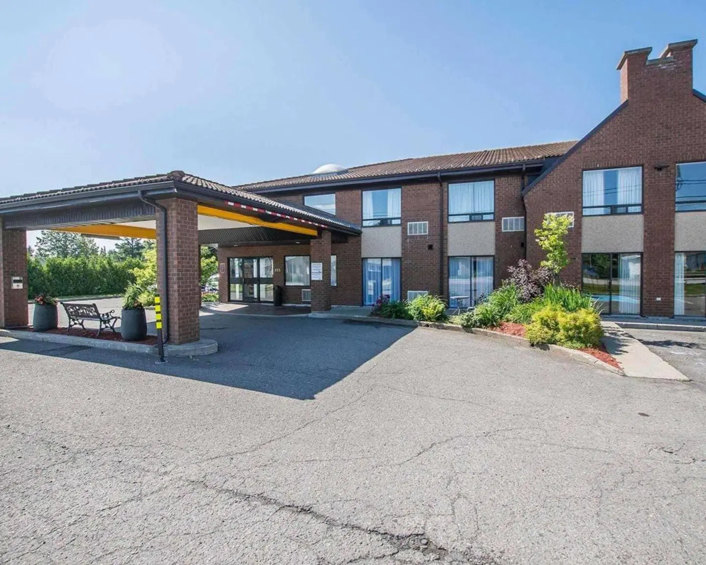 Comfort Inn Rimouski EXTERIOR