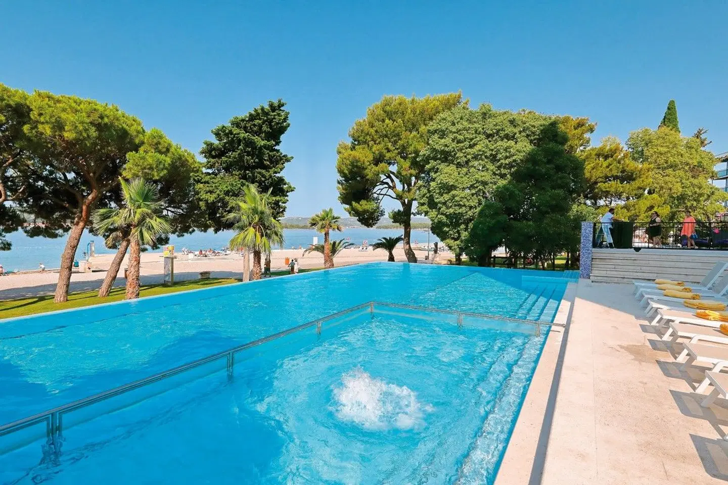 Ilirija OUTDOOR_POOL