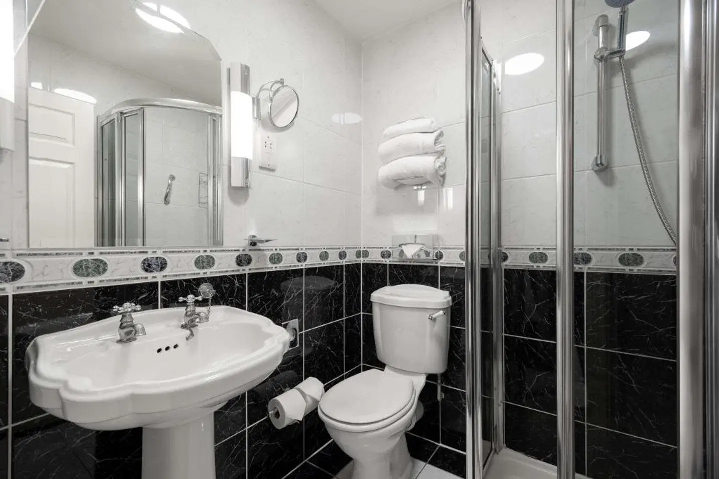 Malone Lodge Badezimmer