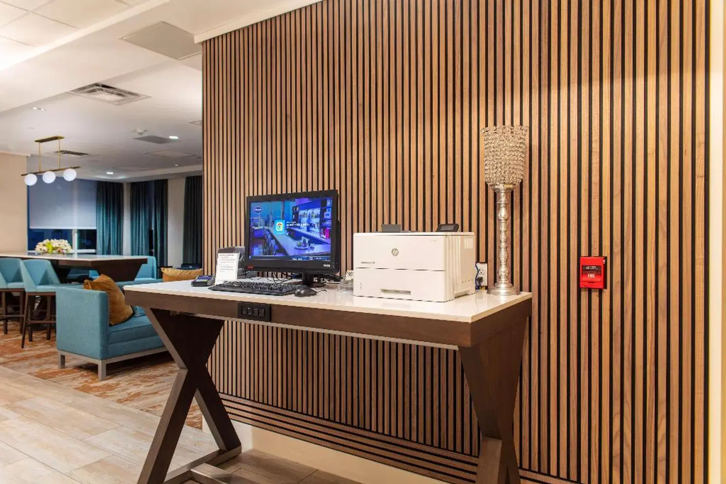 Hampton Inn & Suites Miami-Airport South-Blue Lagoon Bar