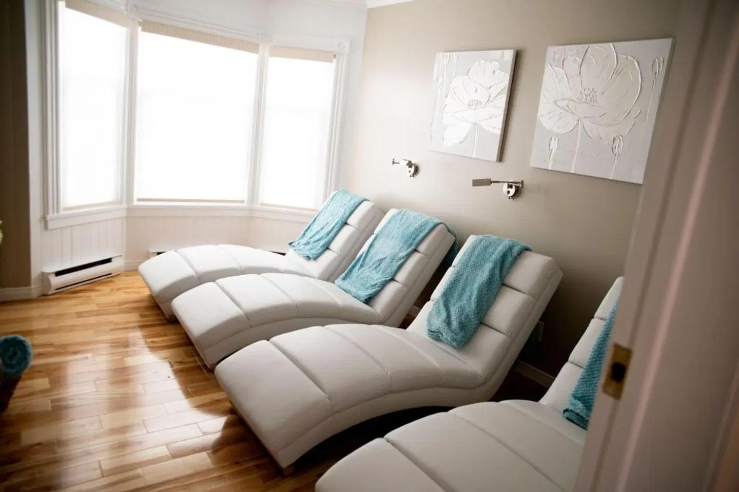 Auberge l'Ambassadeur ROOM_EXAMPLE