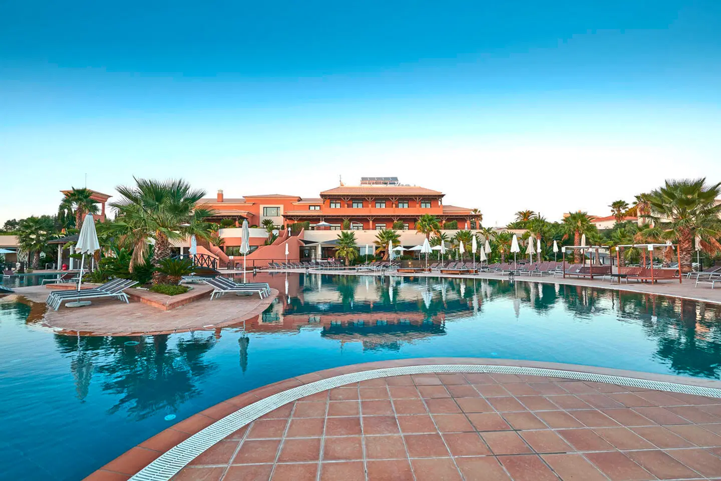 Monte Santo Resort OUTDOOR_POOL