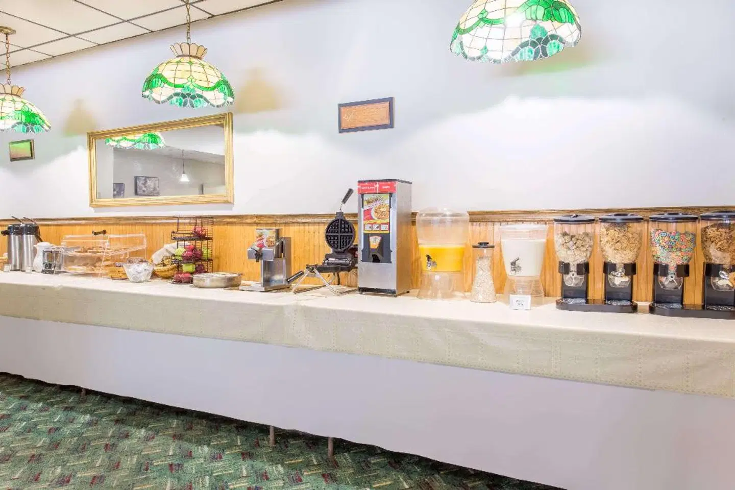 Ramada Corning Painted Post Restaurant