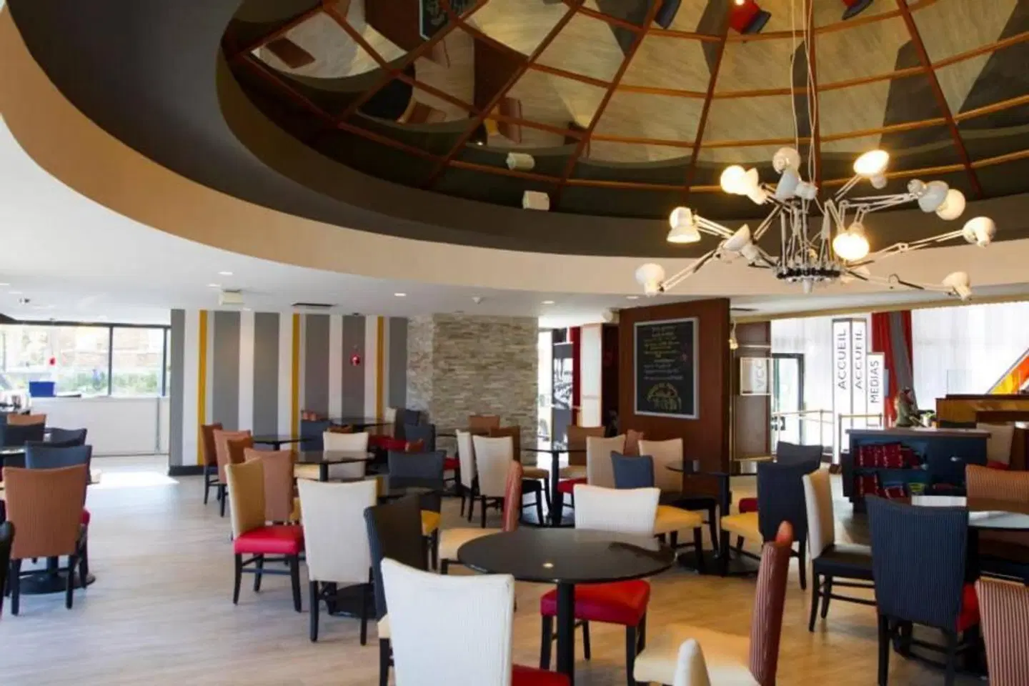 Hotel Le Concorde Québec Restaurant