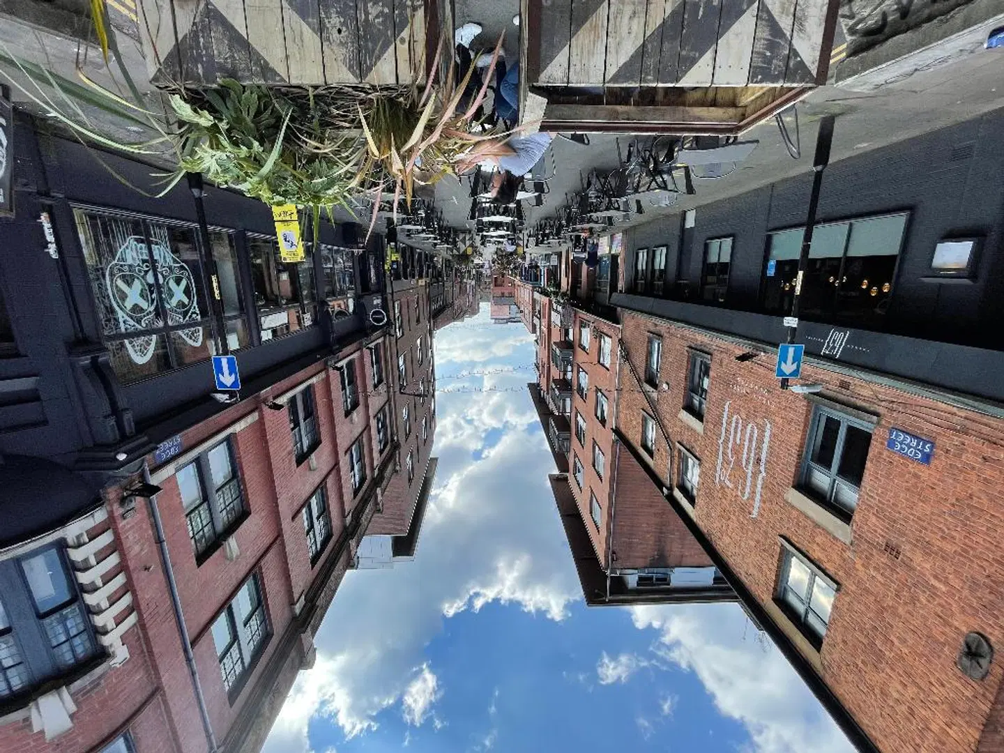 Quay Apartments Manchester Bar