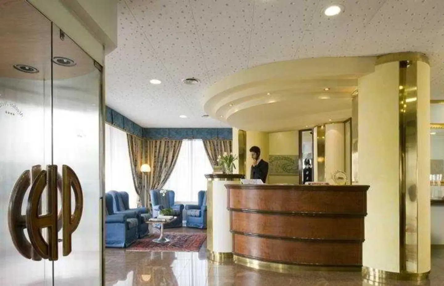 President LOUNGE_LOBBY