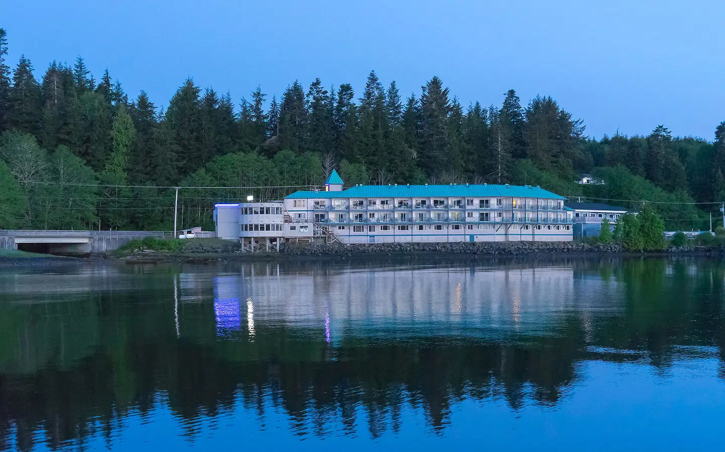 Glen Lyon Inn EXTERIOR