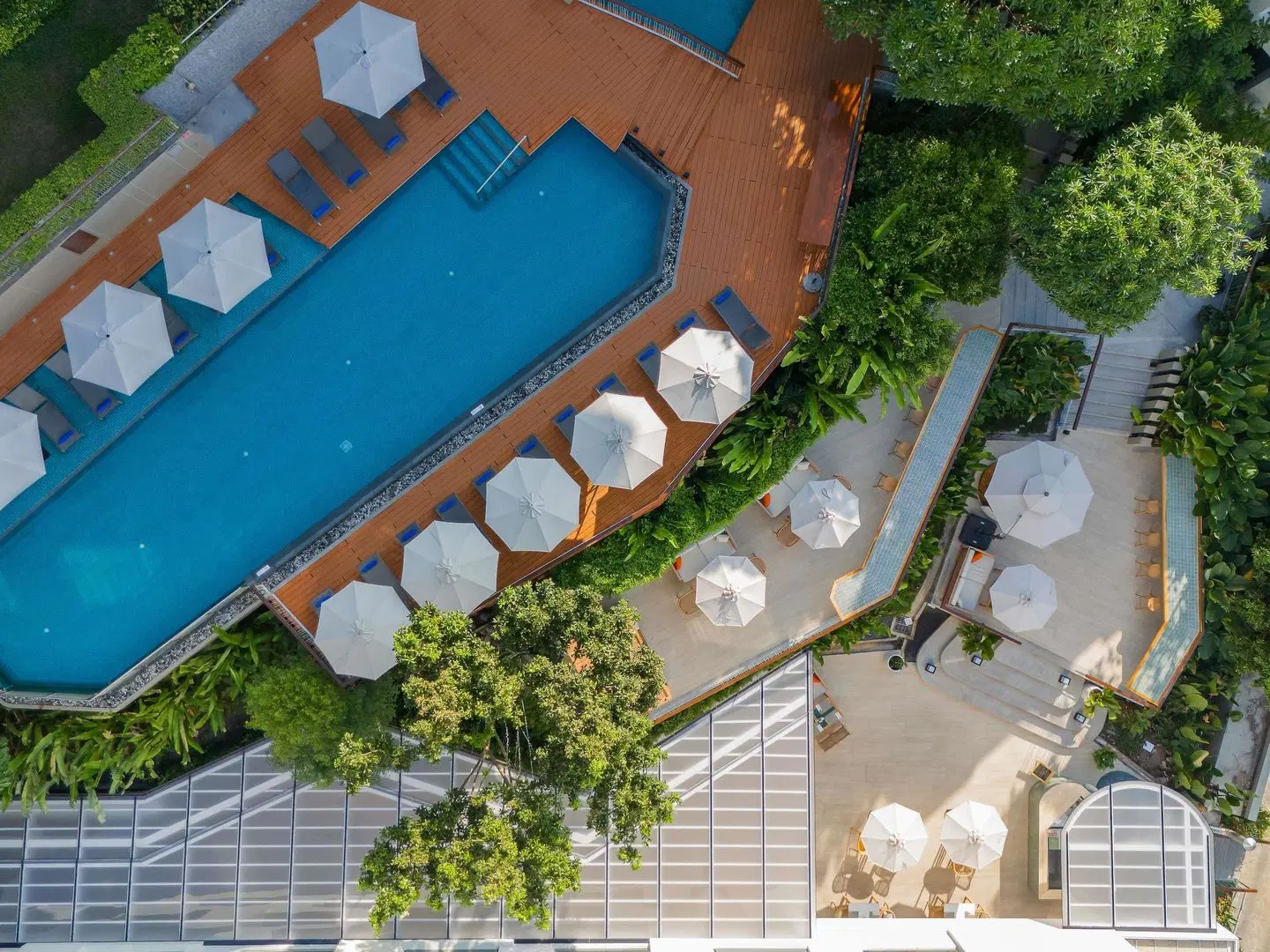 The Andaman Beach Hotel Phuket OUTDOOR_POOL