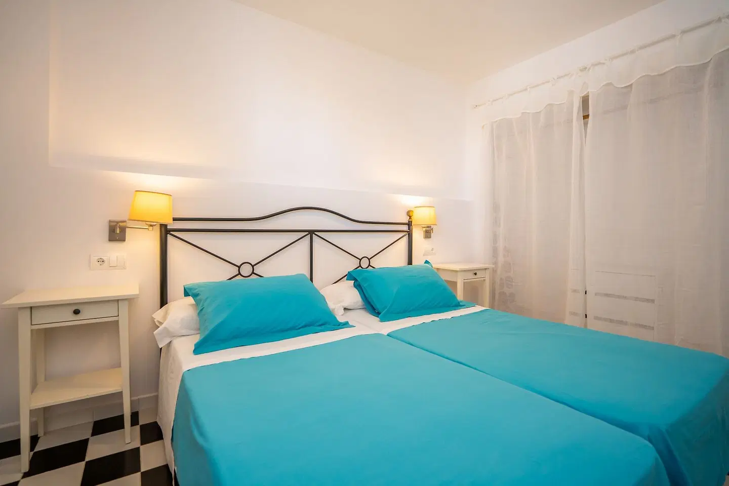 Mirada II ROOM_EXAMPLE