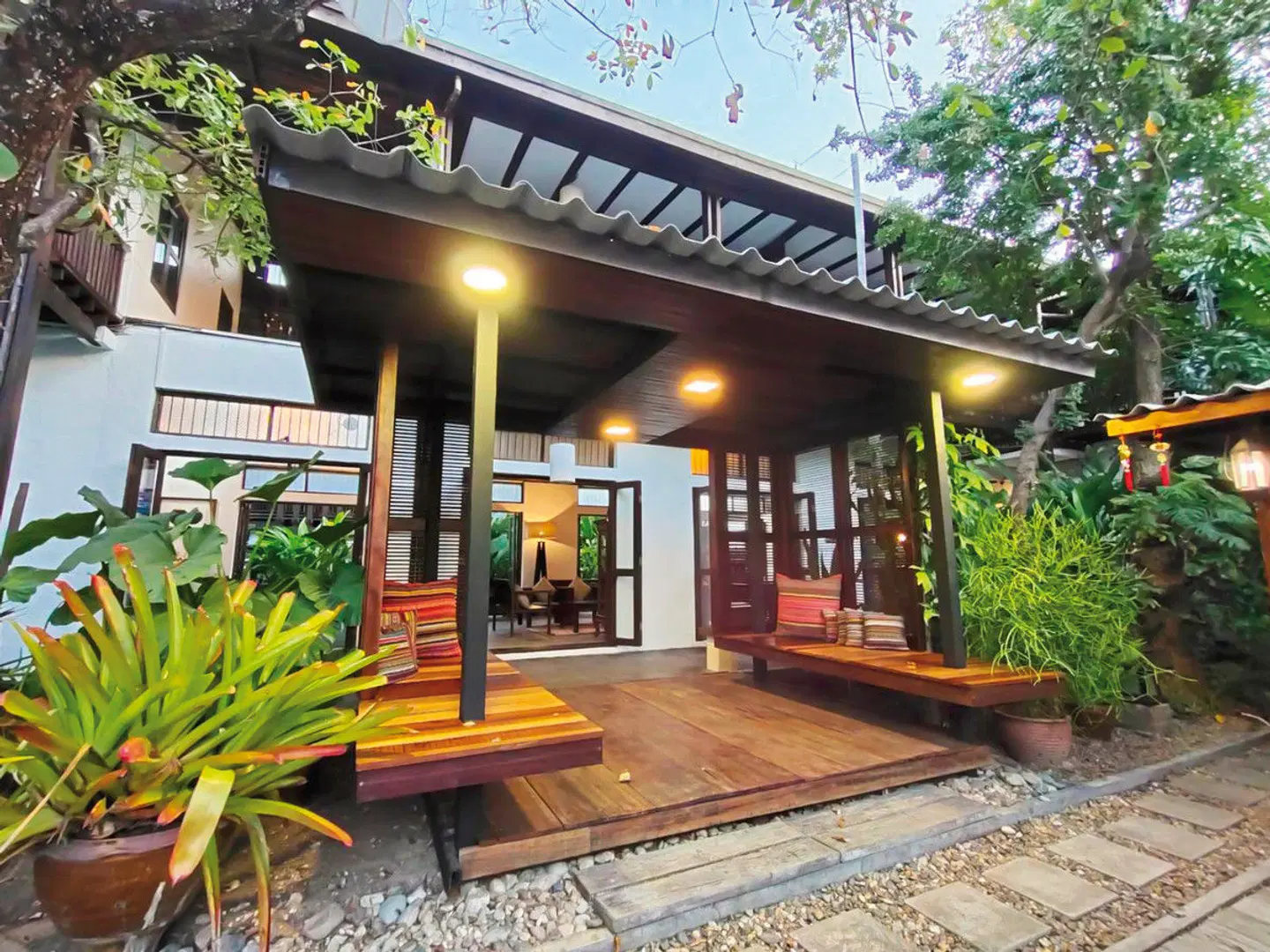 Banthai Village EXTERIOR