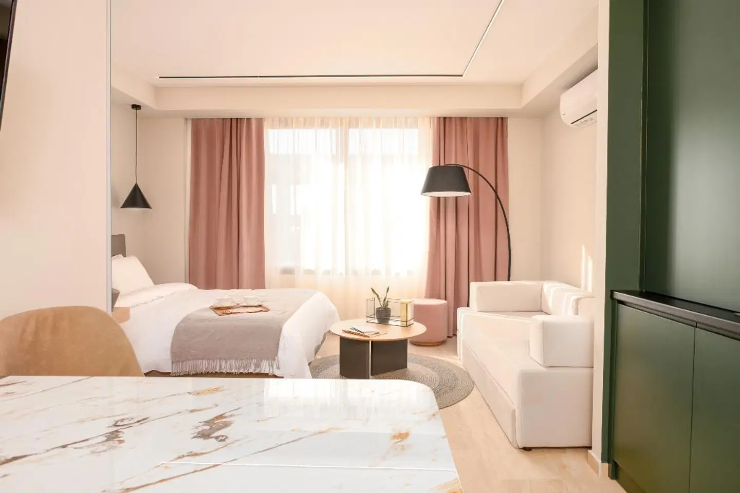 Sea & the City ROOM_EXAMPLE