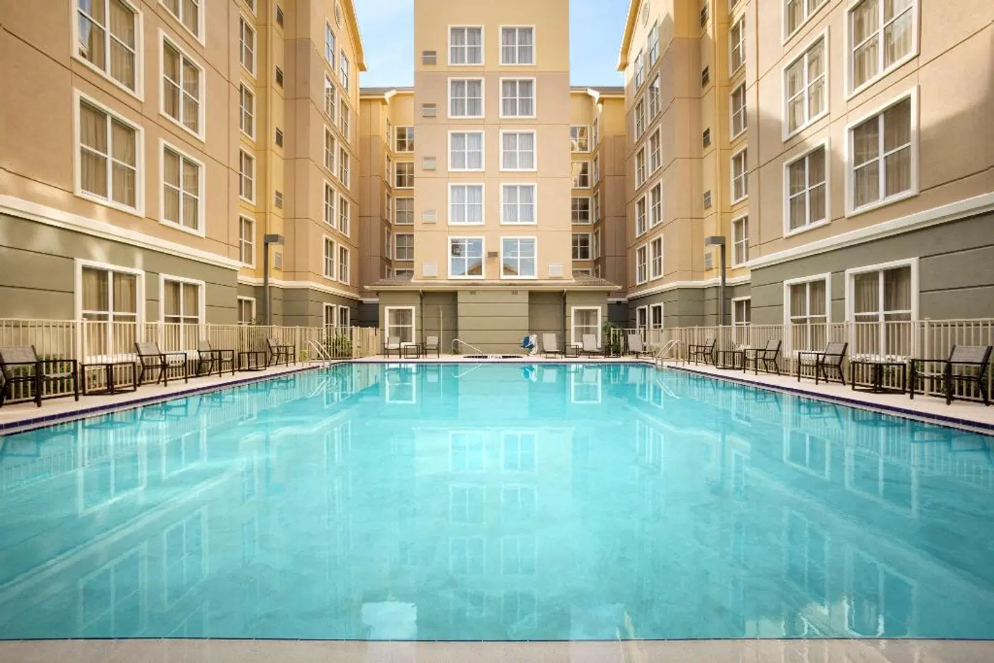 Homewood Suites by Hilton Orlando-International Drive/Convention Center OUTDOOR_POOL