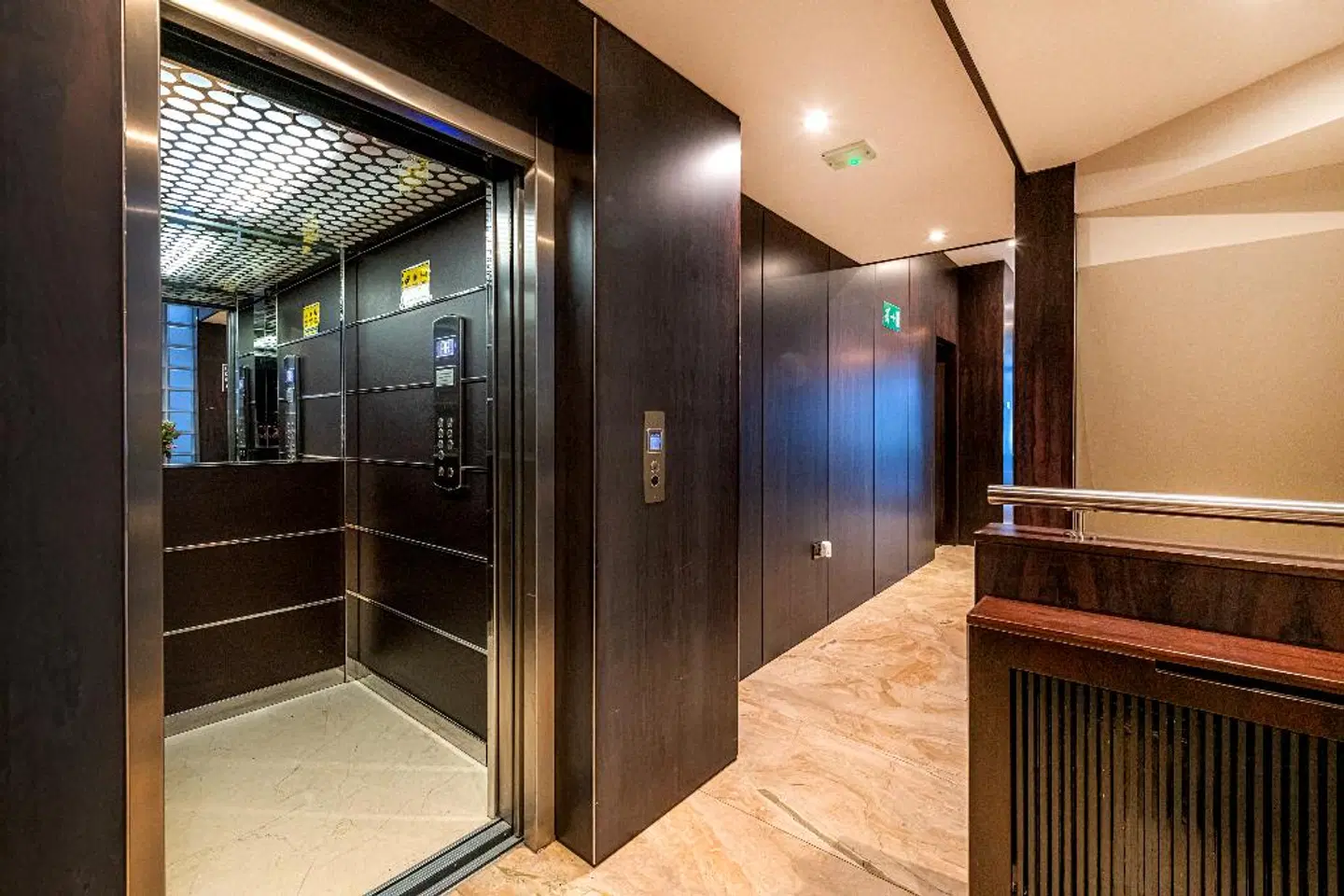 Claverley HEALTH_BEAUTY