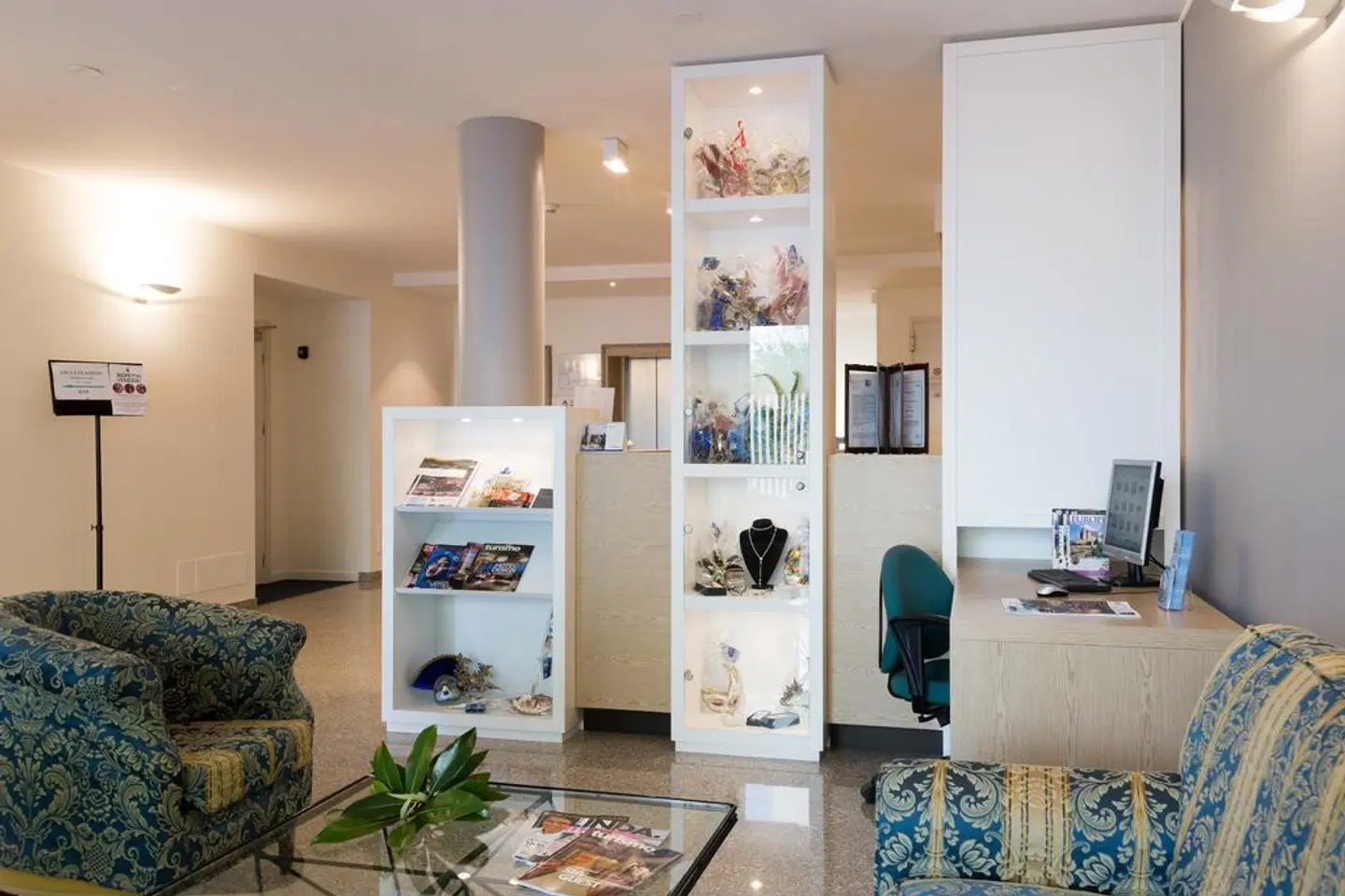 Airmotel LOUNGE_LOBBY