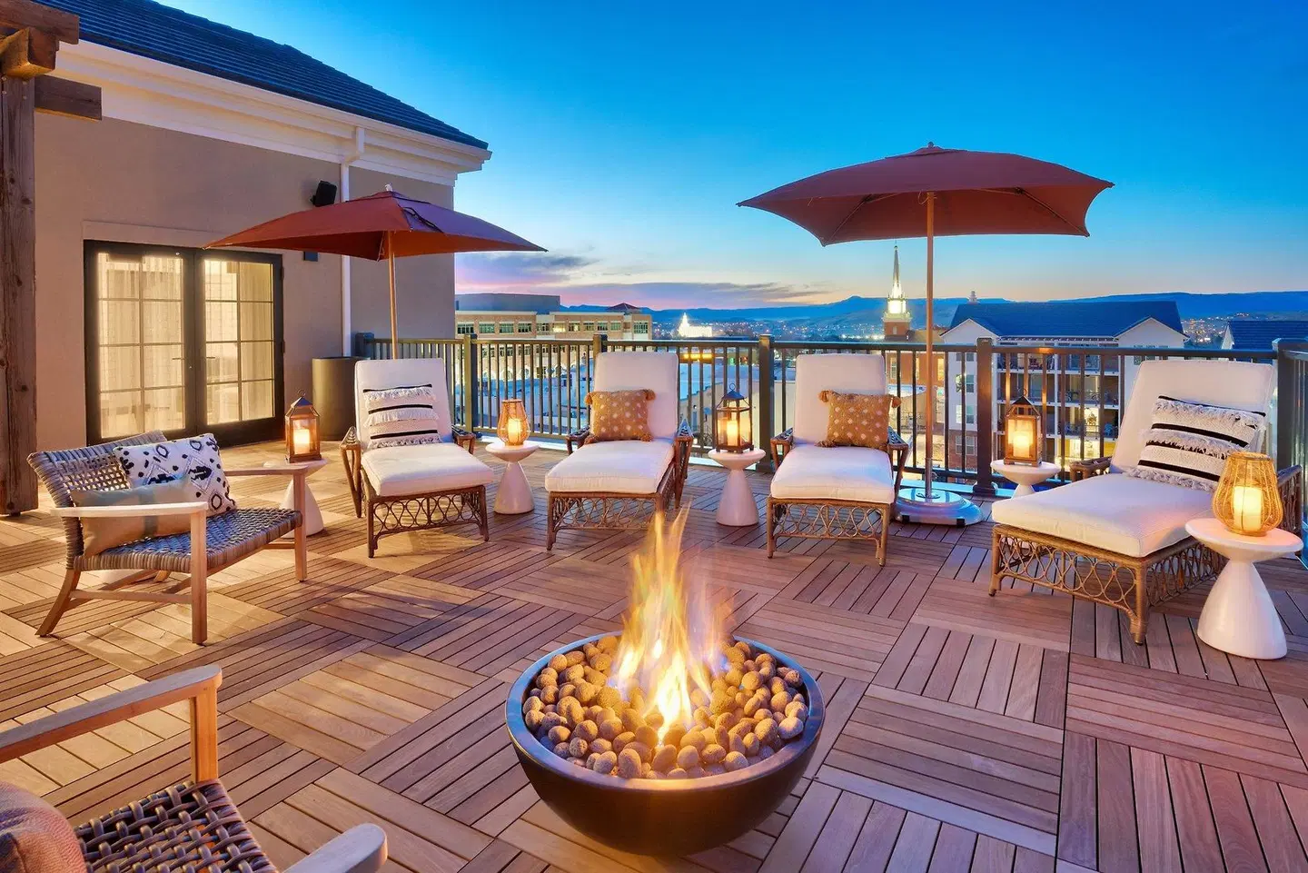 The Advenire, Autograph Collection Terrasse