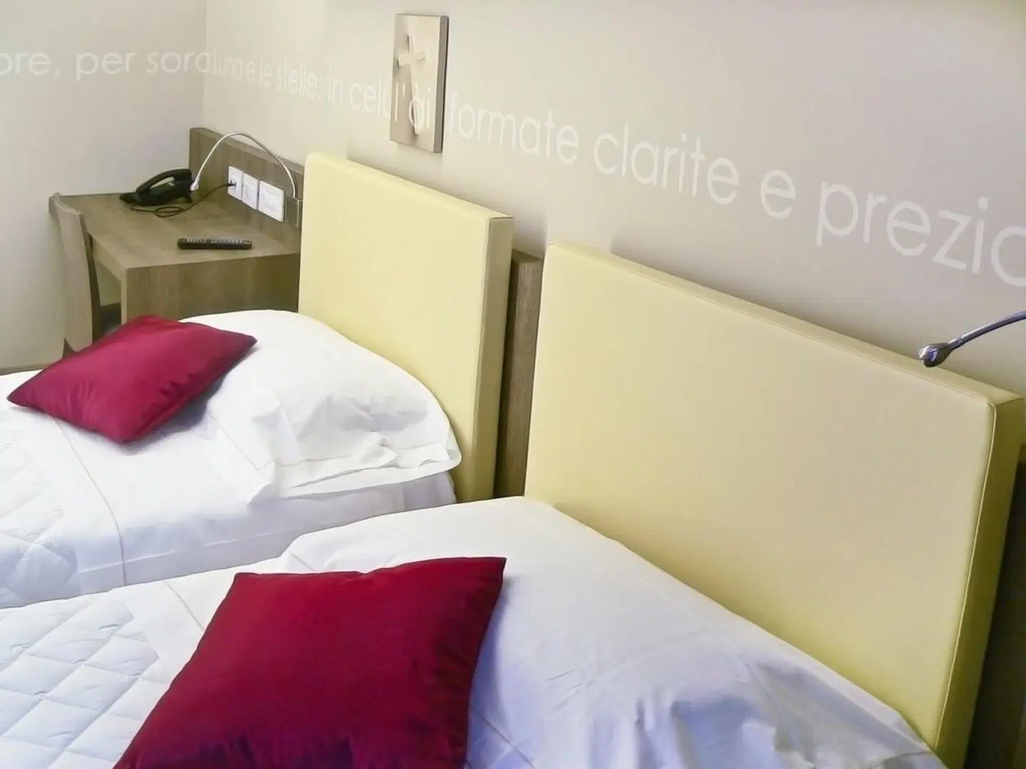 Il Cantico ROOM_EXAMPLE