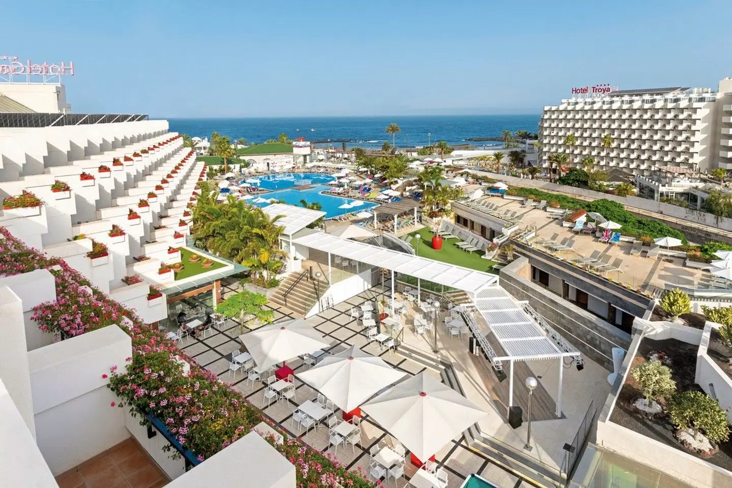 Alexandre Hotel Gala EXTERIOR