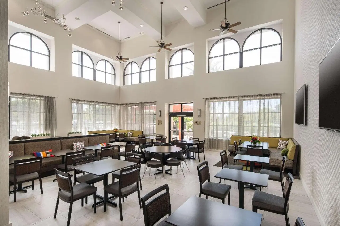 Homewood Suites by Hilton Anaheim-Main Gate Area LOUNGE_LOBBY