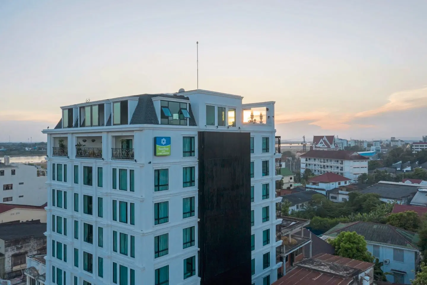 SureStay Hotel by Best Western Vientiane EXTERIOR
