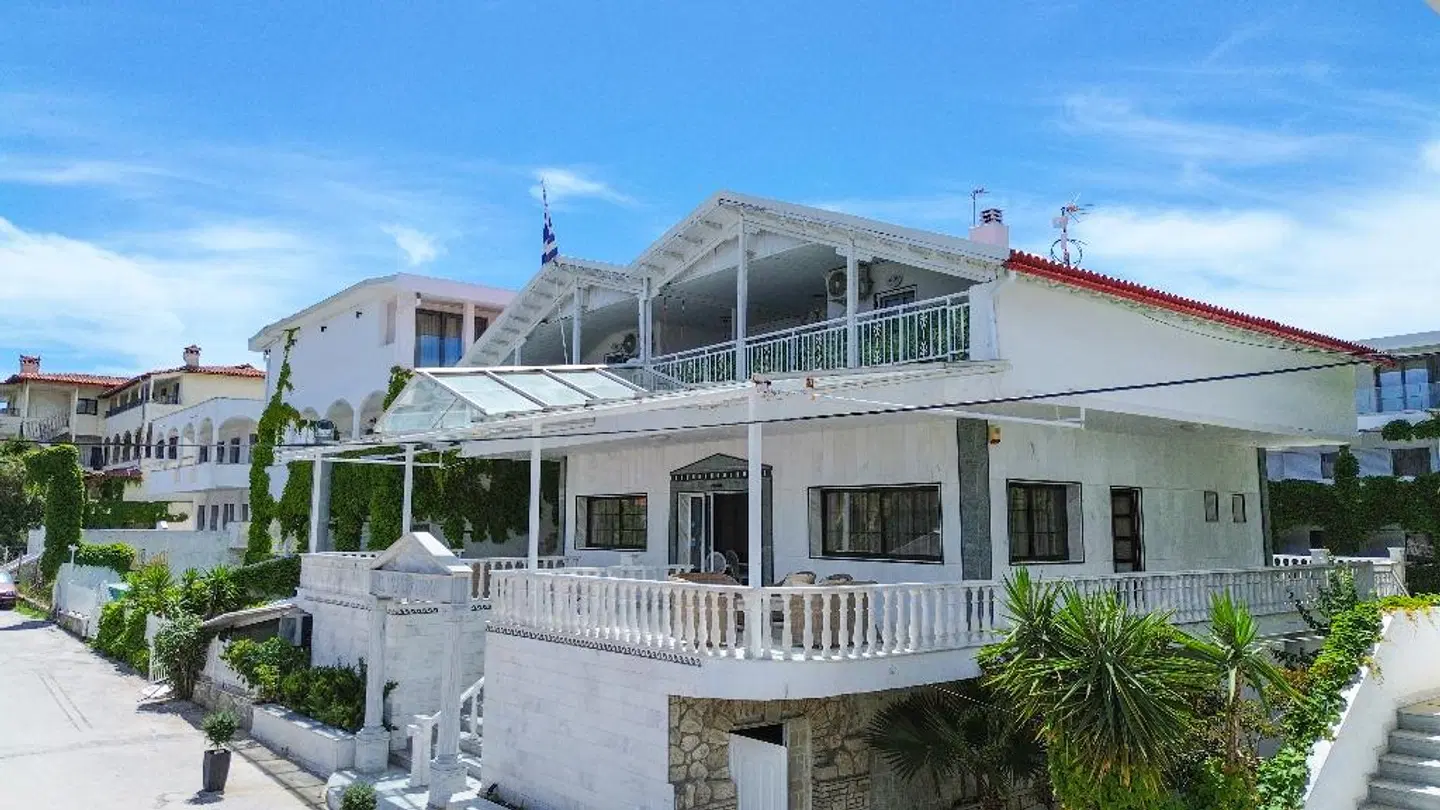 Olympic Kosma Hotel EXTERIOR