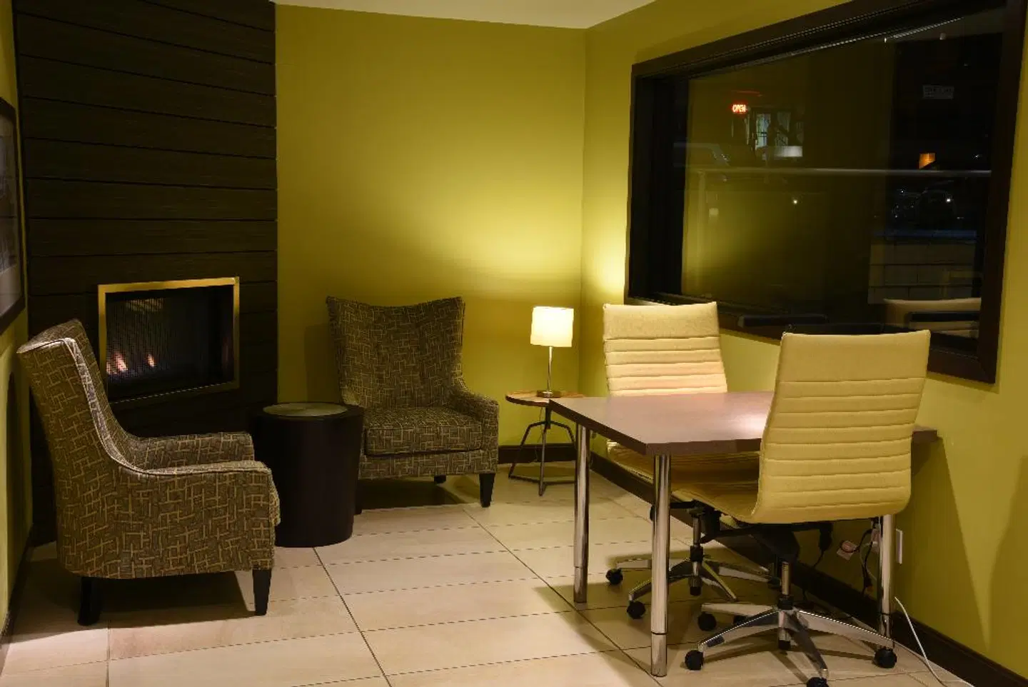 The Pacific Inn ROOM_EXAMPLE