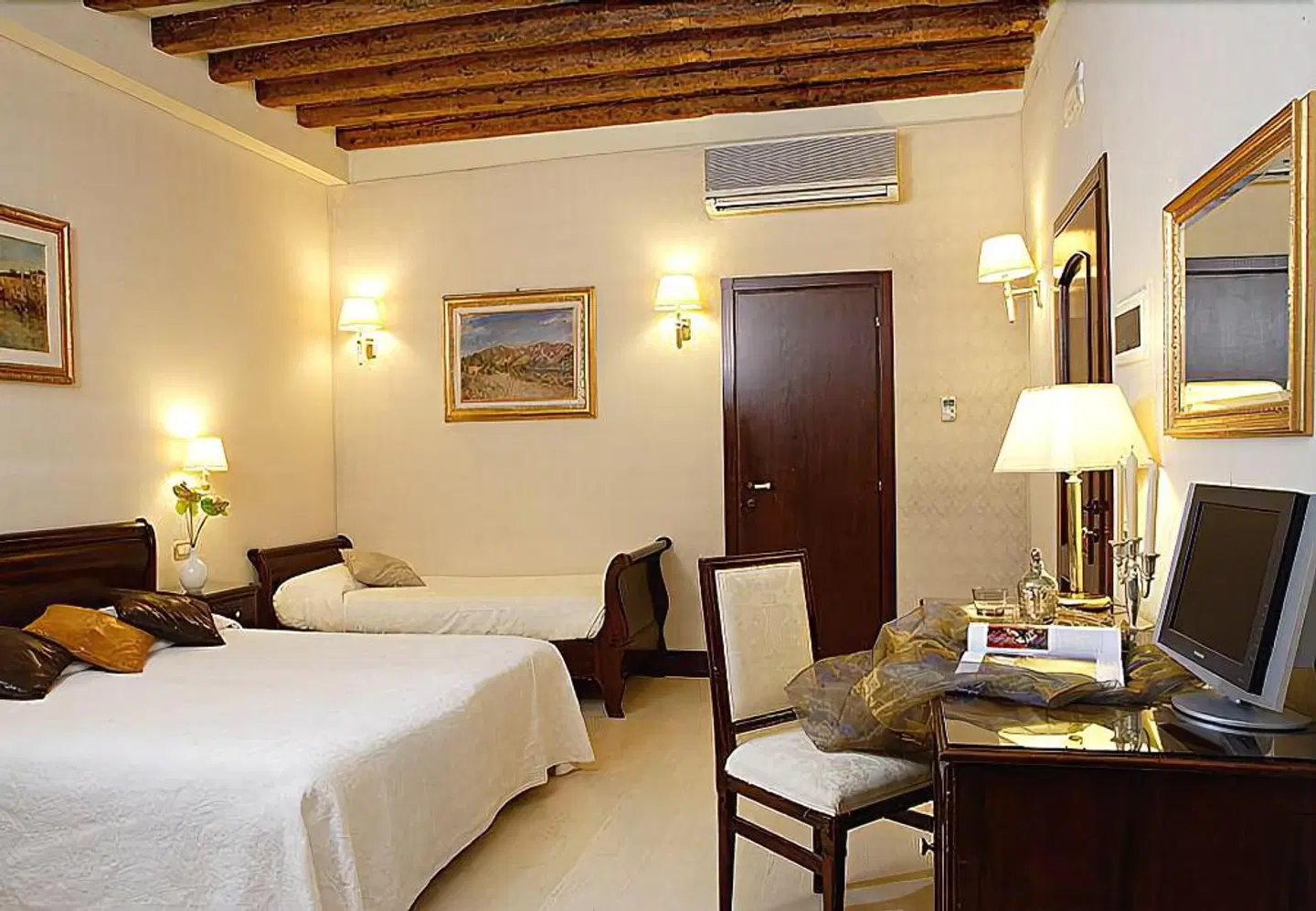 Ca' Del Nobile ROOM_EXAMPLE