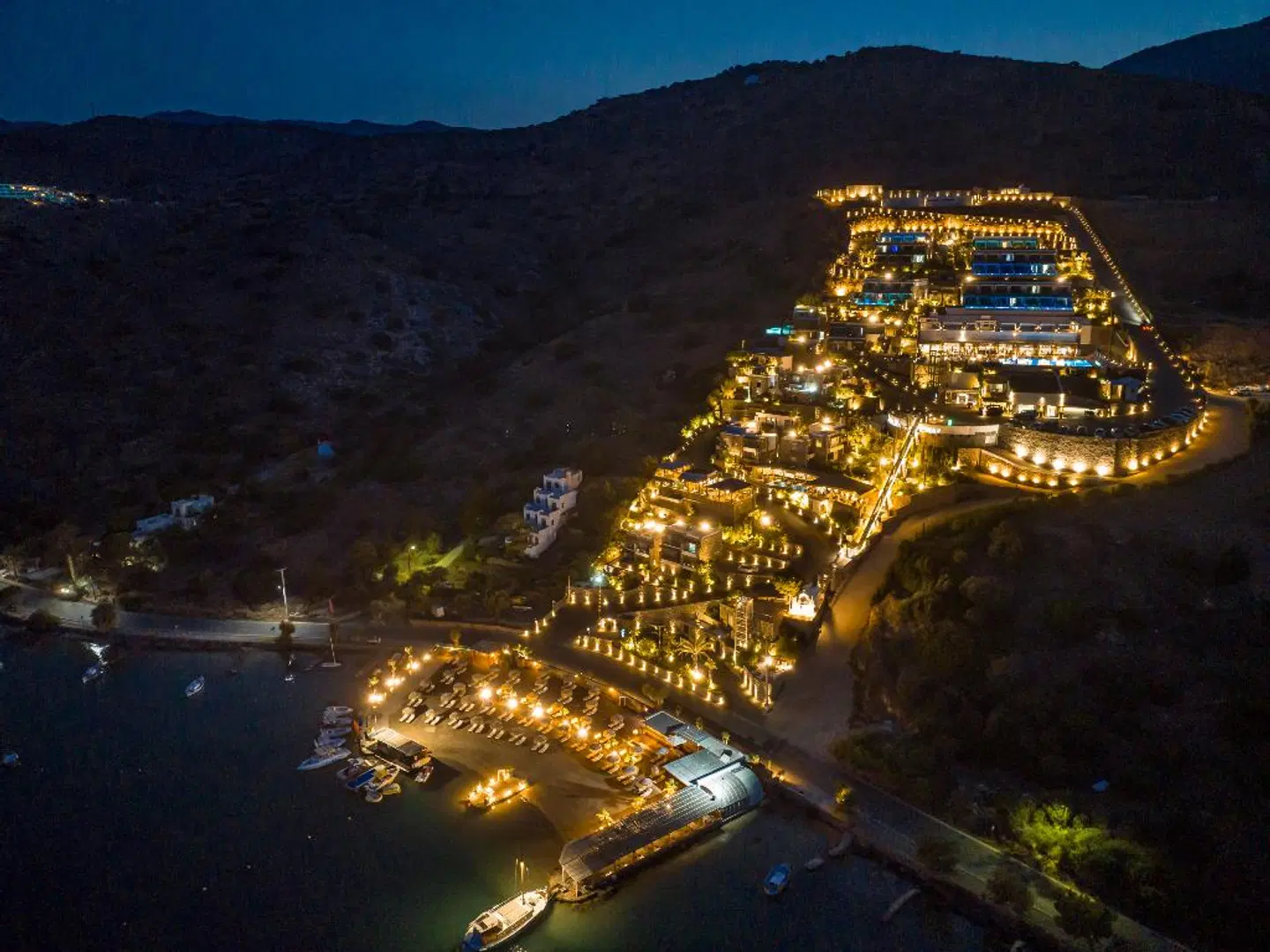 Royal Marmin Bay Boutique & Art Hotel EXTERIOR