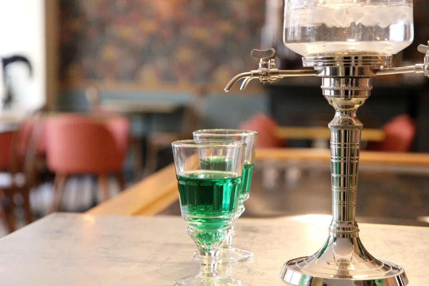 Best Western Hôtel Littéraire Arthur Rimbaud Bar