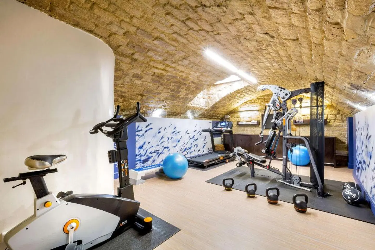 Best Western Hôtel Littéraire Arthur Rimbaud SPORTS_AND_LEISURE