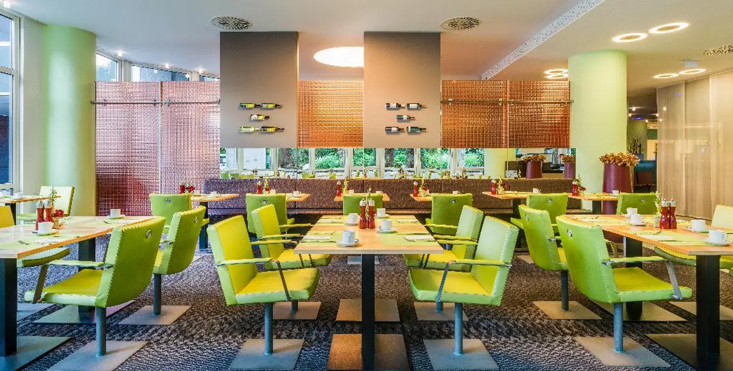 NOVINA HOTEL Wöhrdersee Nürnberg City Restaurant