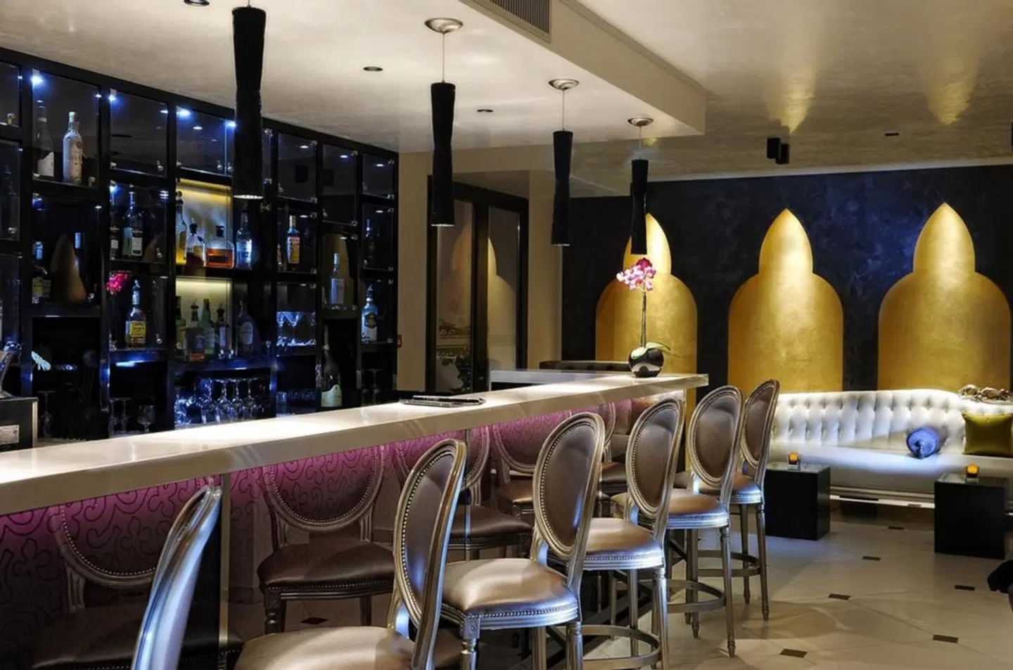 Carnival Palace Hotel Bar