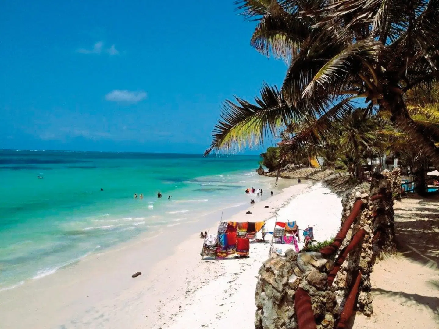 Bahari Beach Hotel Strand