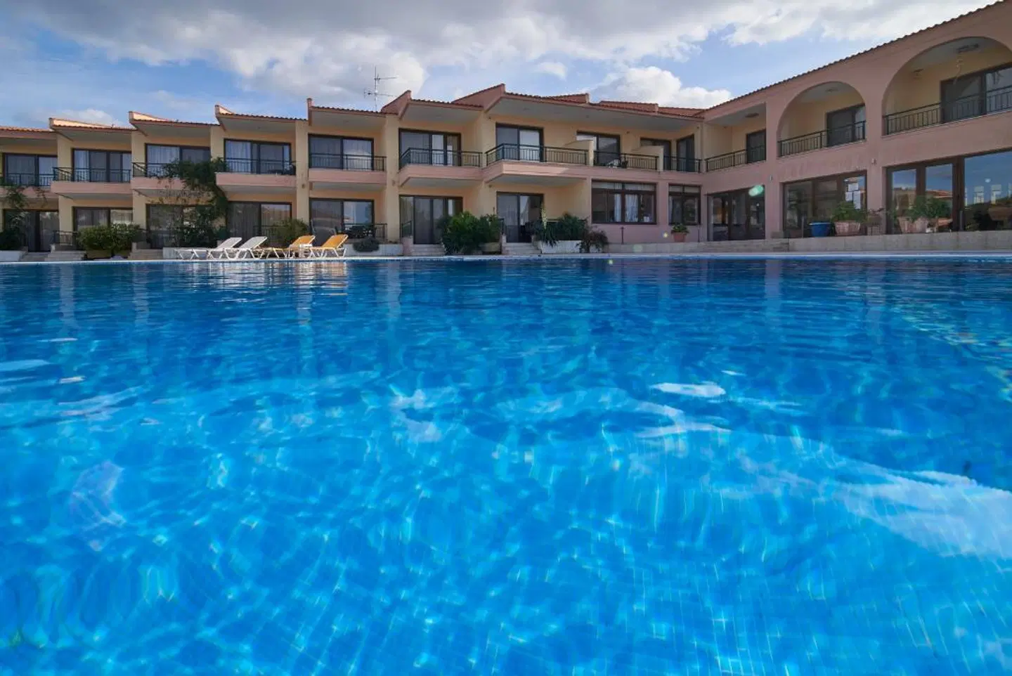 Toroni Blue Sea Hotel OUTDOOR_POOL