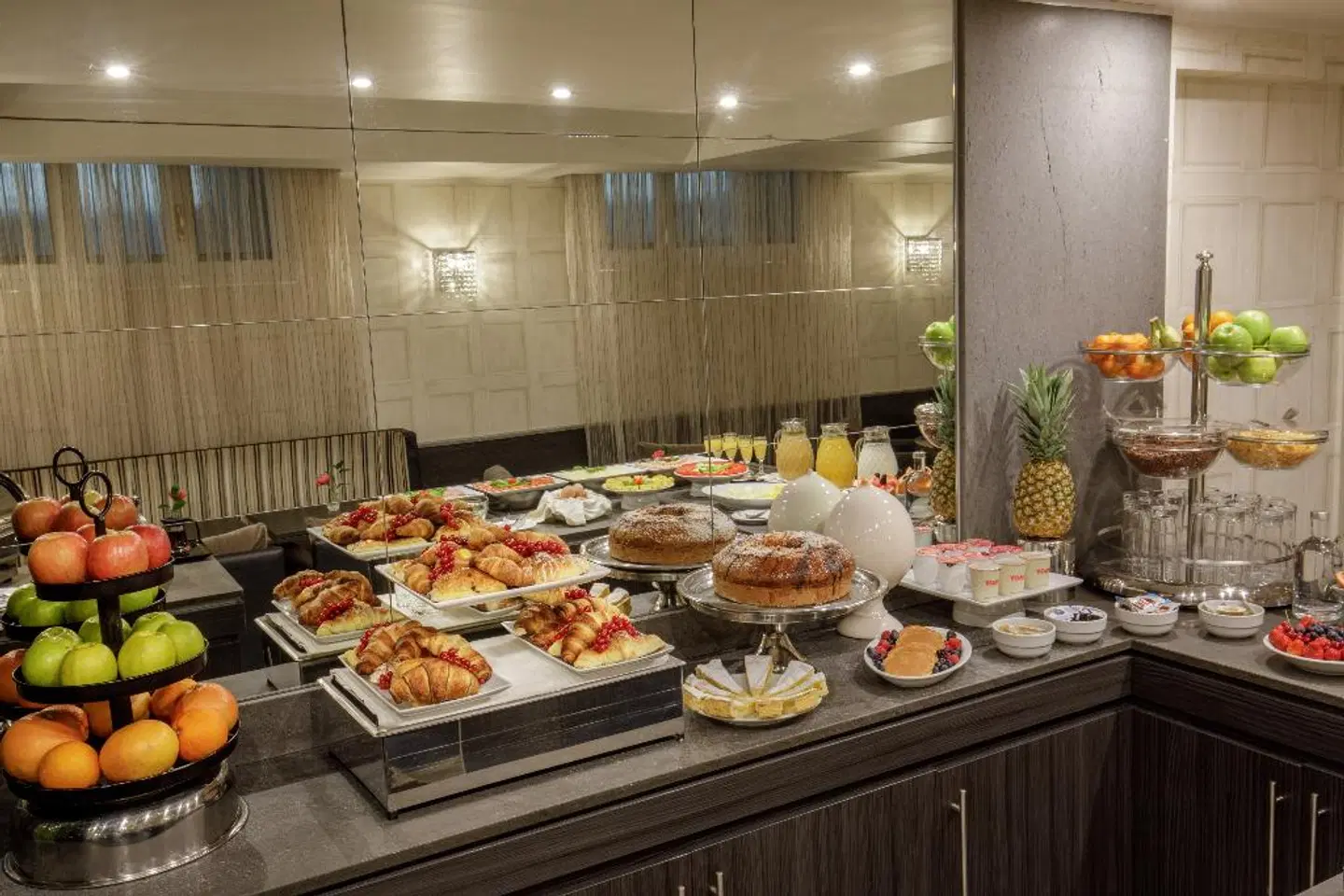 Royal Court Restaurant