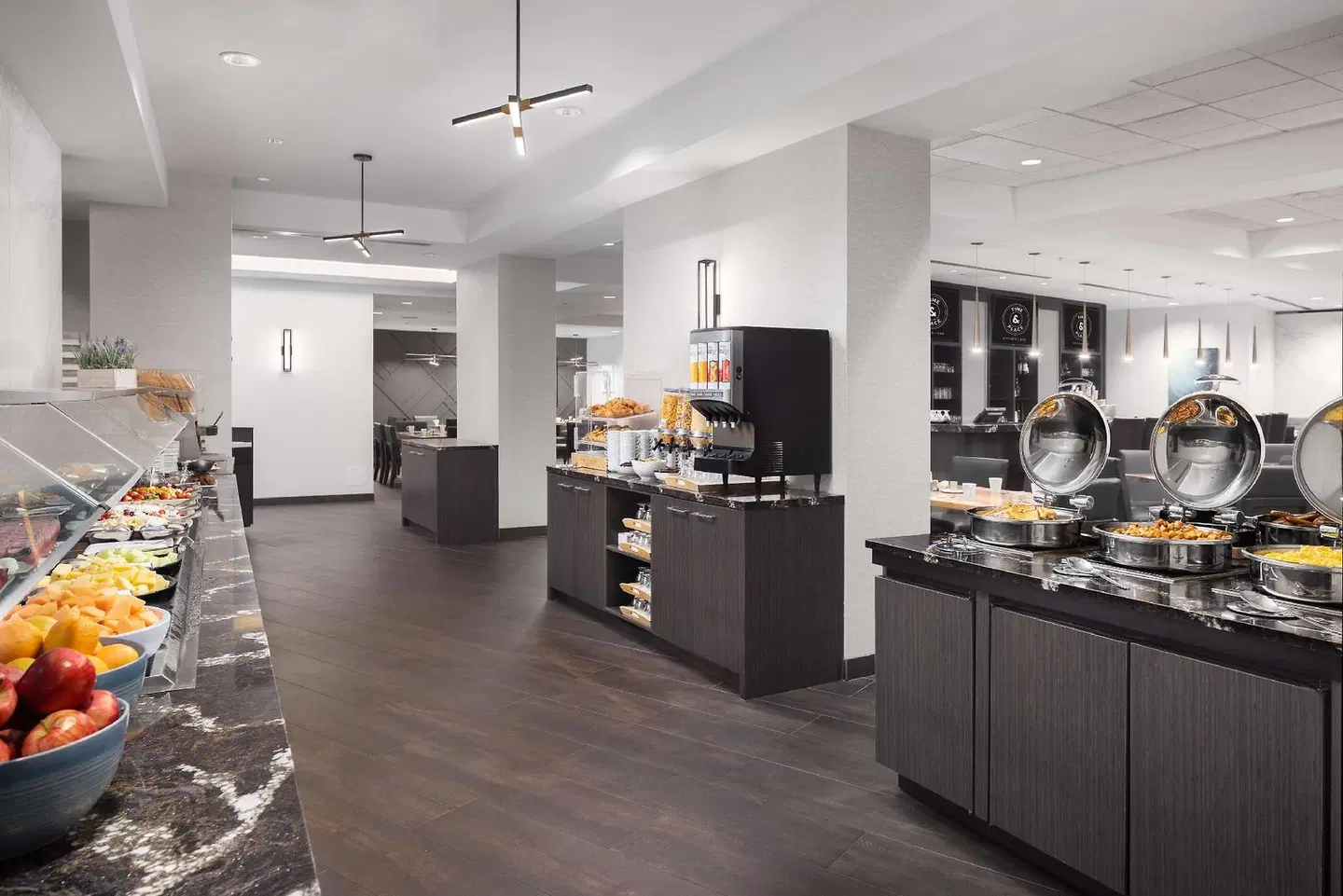 Hilton Vancouver Metrotown LOUNGE_LOBBY