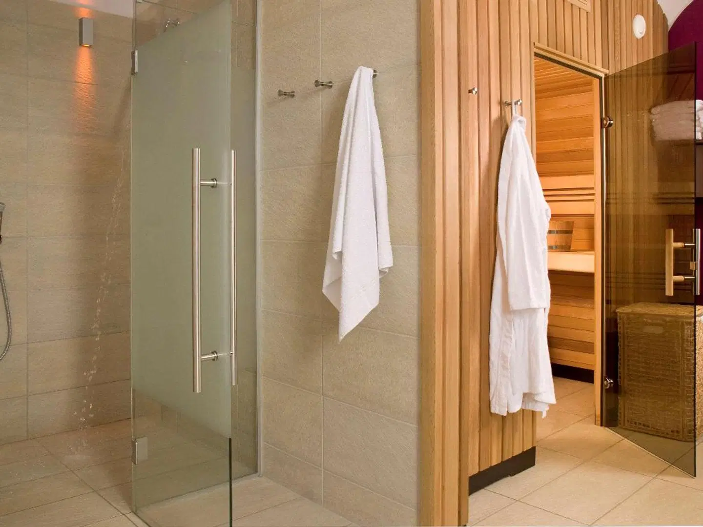 Mercure Grand Hotel Biedermeier Wien Badezimmer