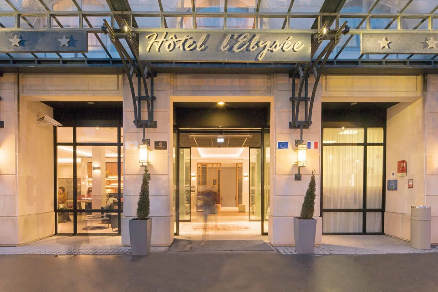 L'Elysée Val d'Europe EXTERIOR