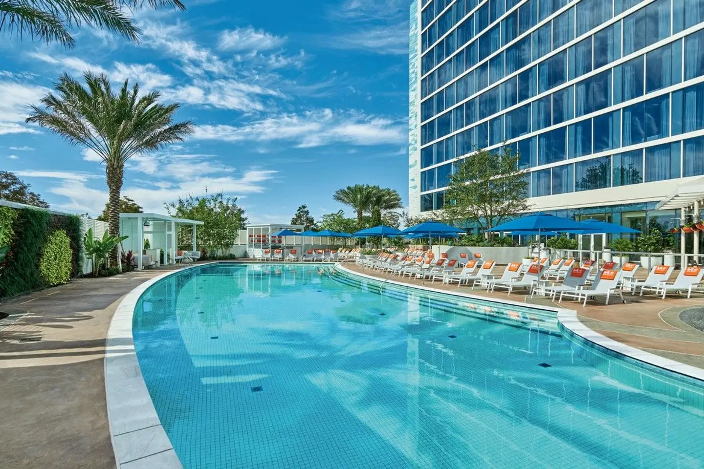 Walt Disney World Dolphin OUTDOOR_POOL