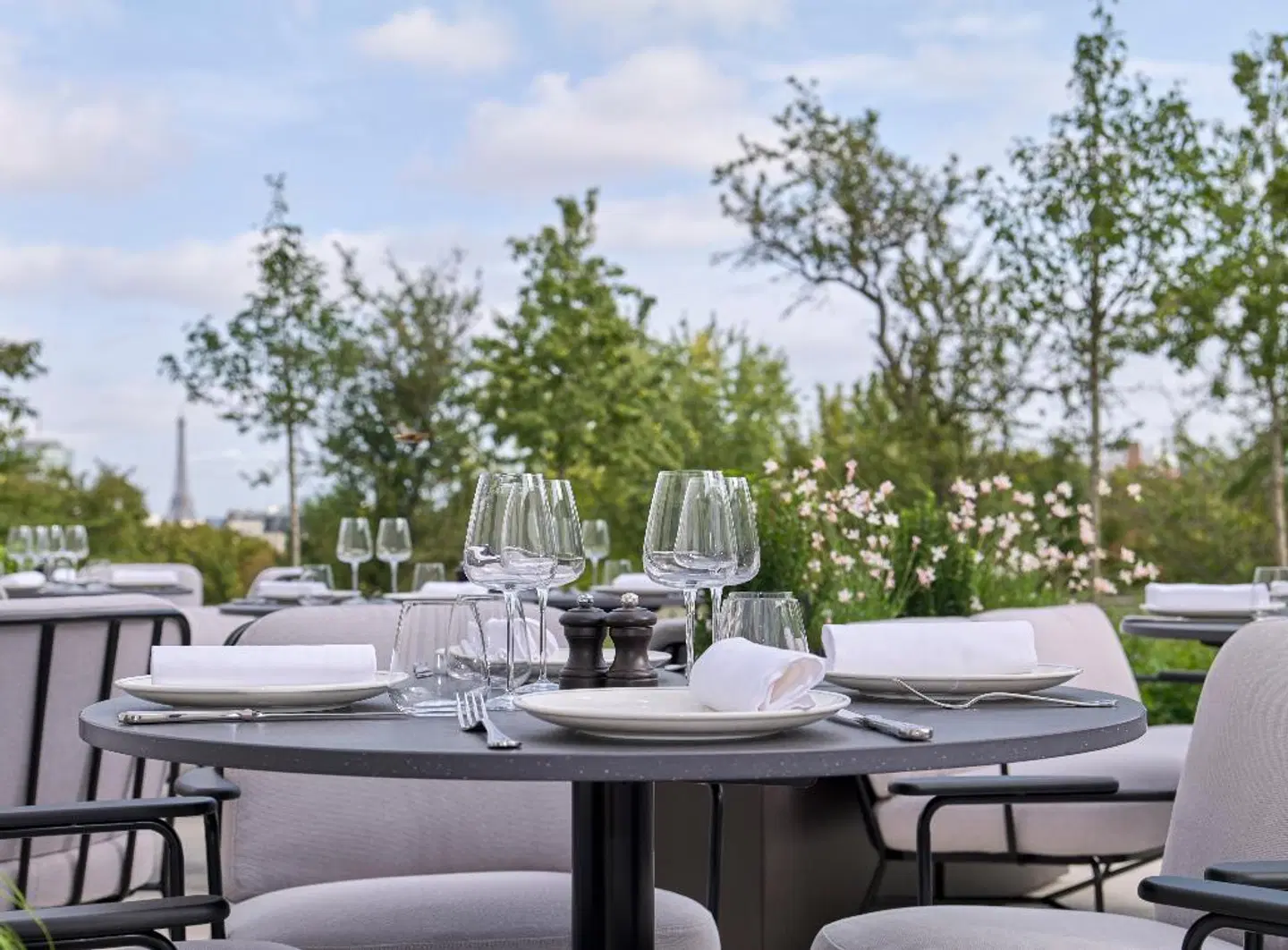 Domaine Reine Margot Paris - Issy MGallery Collection Terrasse