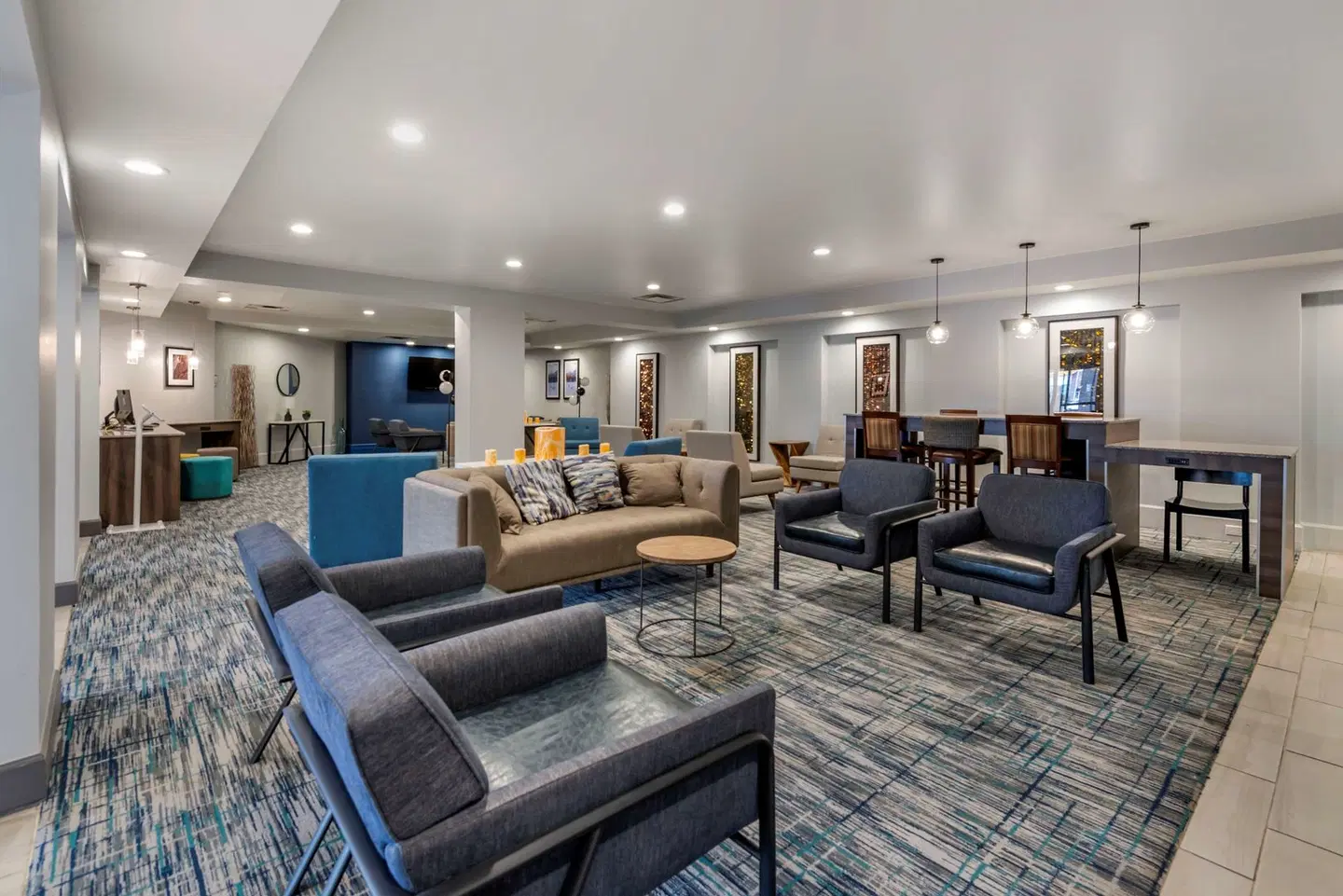 Best Western Premier Denver East LOUNGE_LOBBY