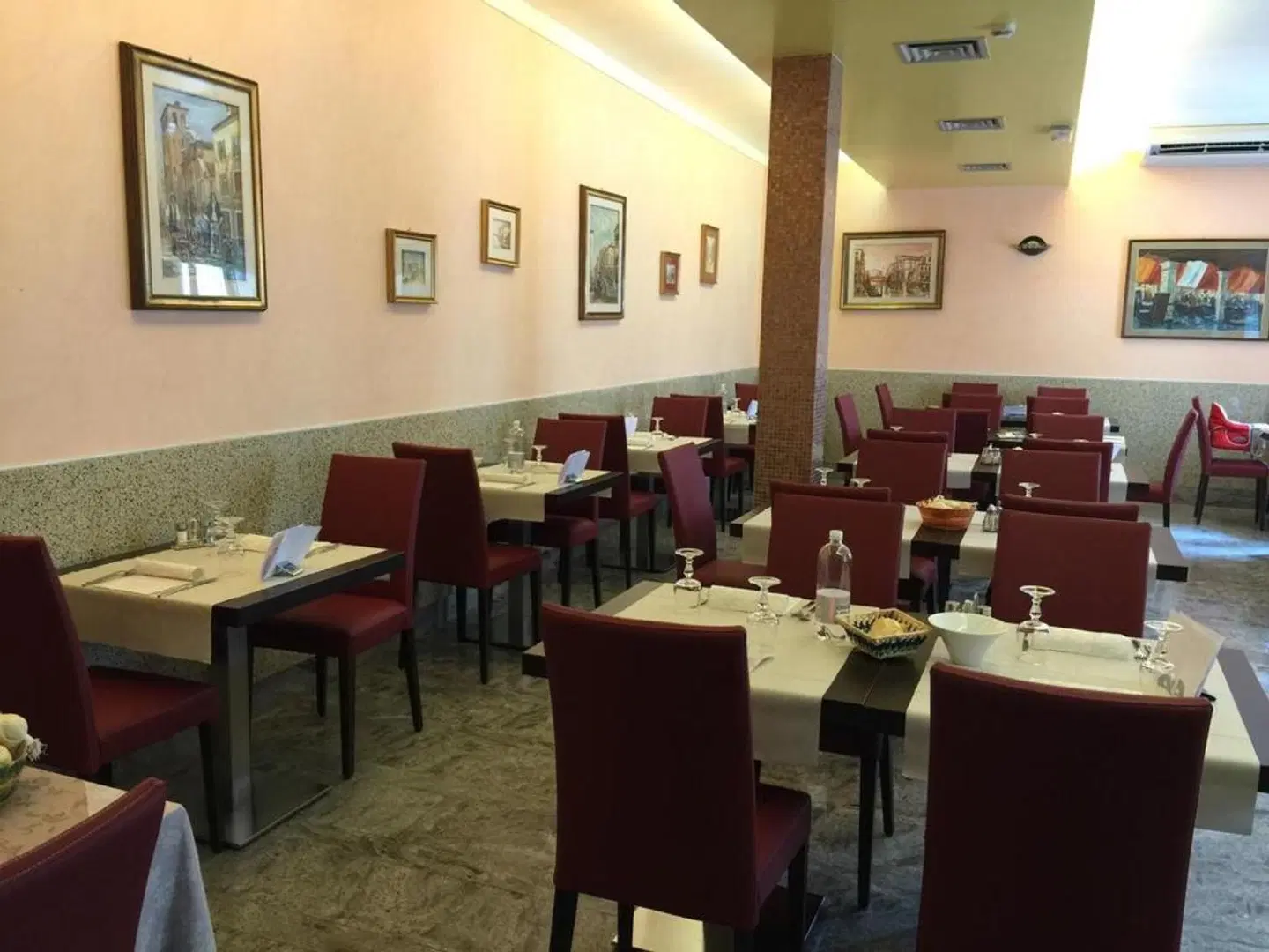 Ragno D'Oro Restaurant