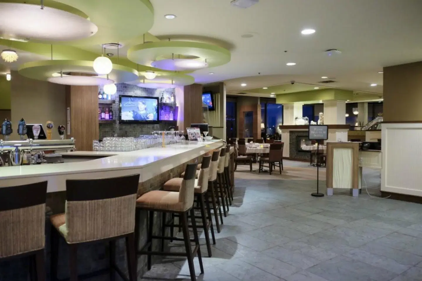 Coast Bastion Hotel Bar