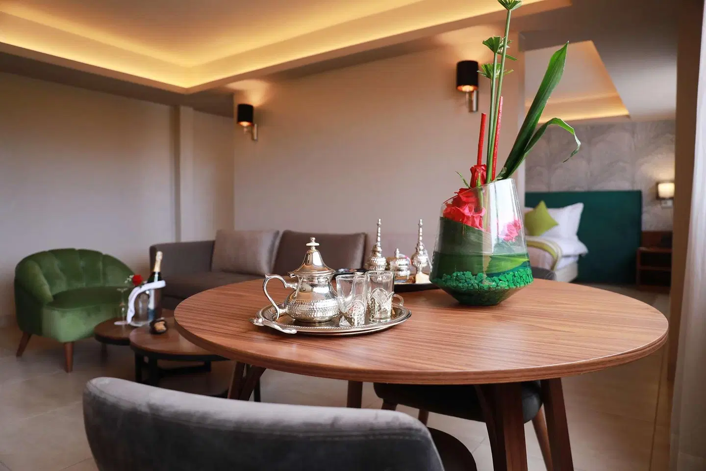 Kenzi Rose Garden Konferenz