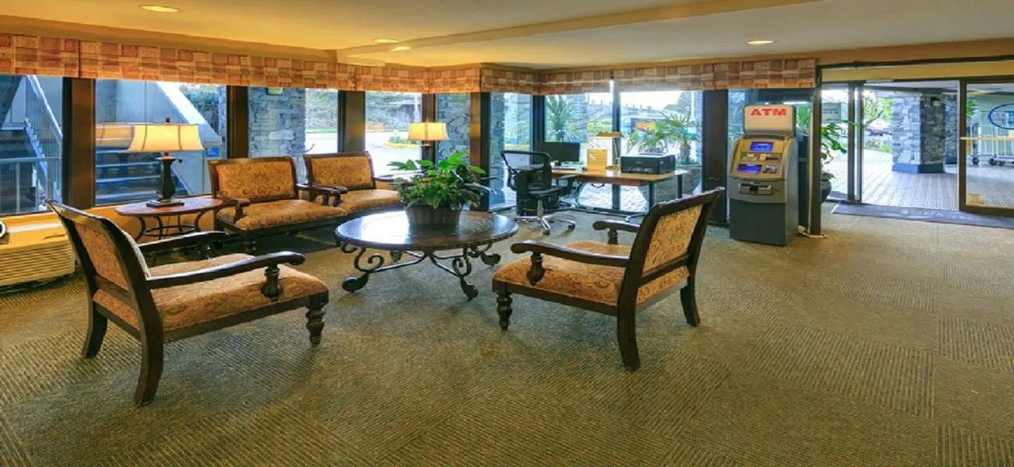 Accent Inns Vancouver Airport ROOM_EXAMPLE